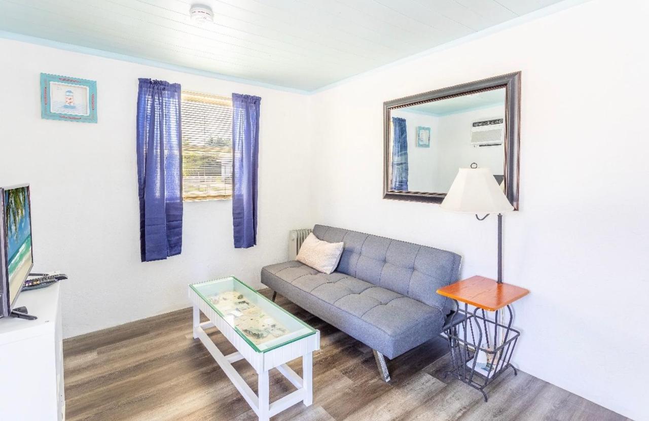Bungalow 1 Minute From The Beach Suite #3 Englewood Luaran gambar